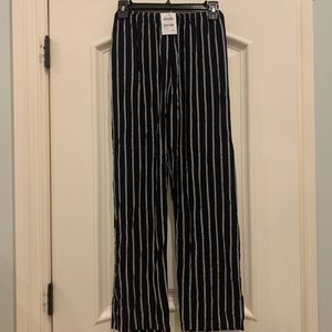 NWT BRANDY MELVILLE FLOWY BLACK STRIPED PANTS